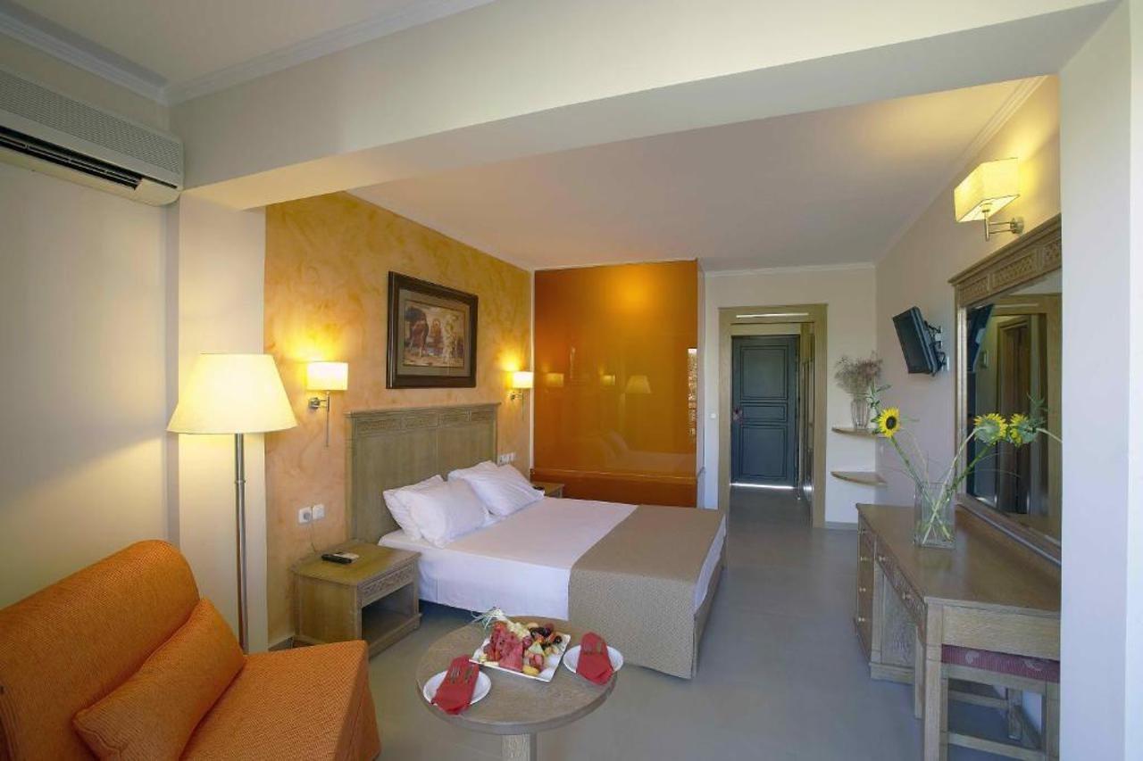 Atlantis Beach Hotel Rethymno Exterior foto